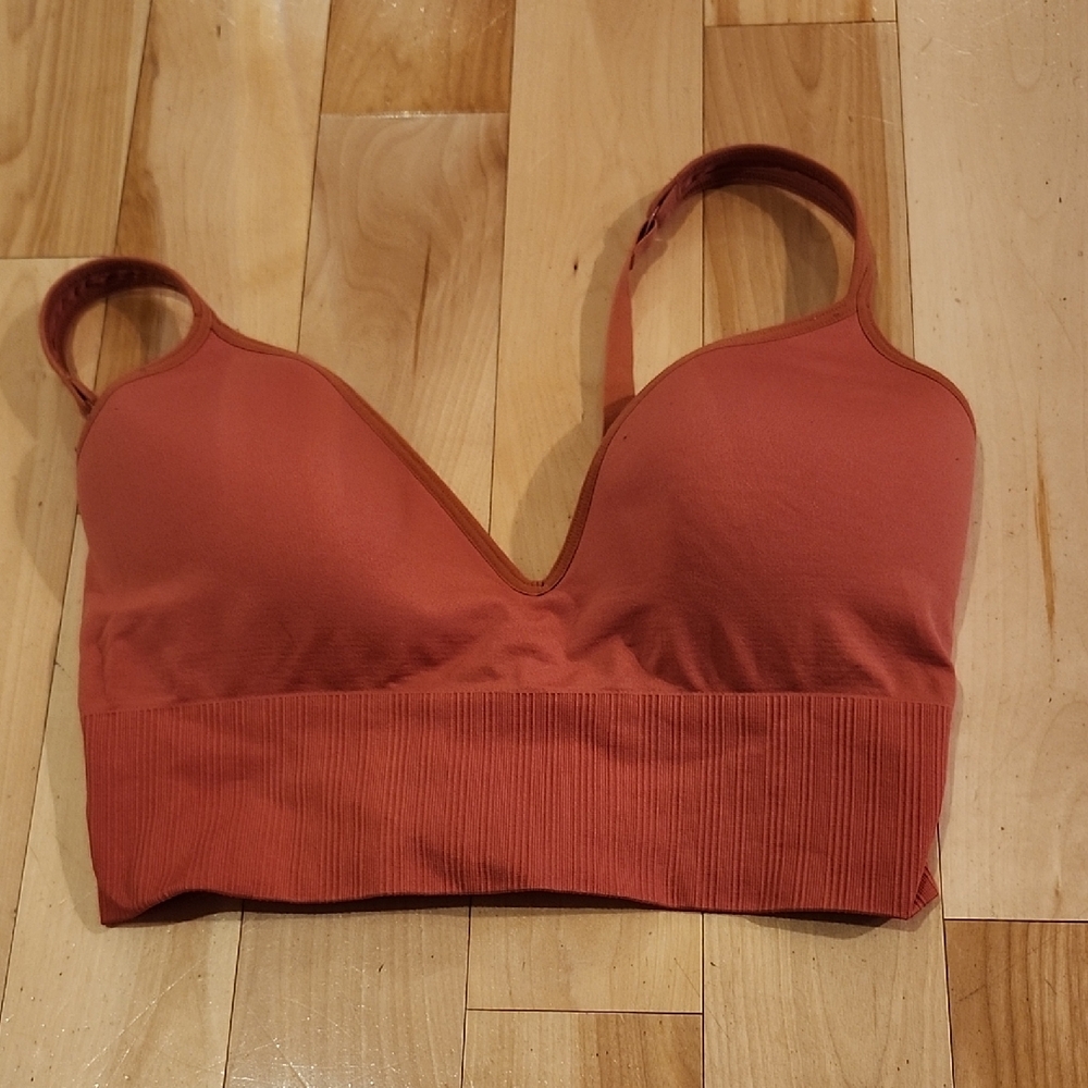 Athleta Sports Bra, Small